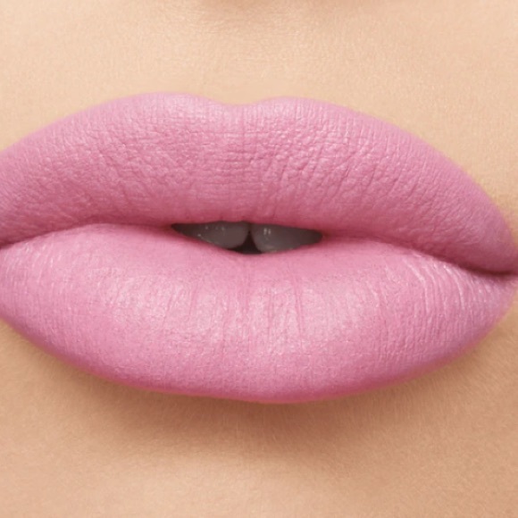 โผ๏ธ LAST ONE ๐ LIPSTICK SNOB a MACXIMAL SILKY MATTE LIPSTICK. ** NEW IN THE BOX. - Picture 4 of 14